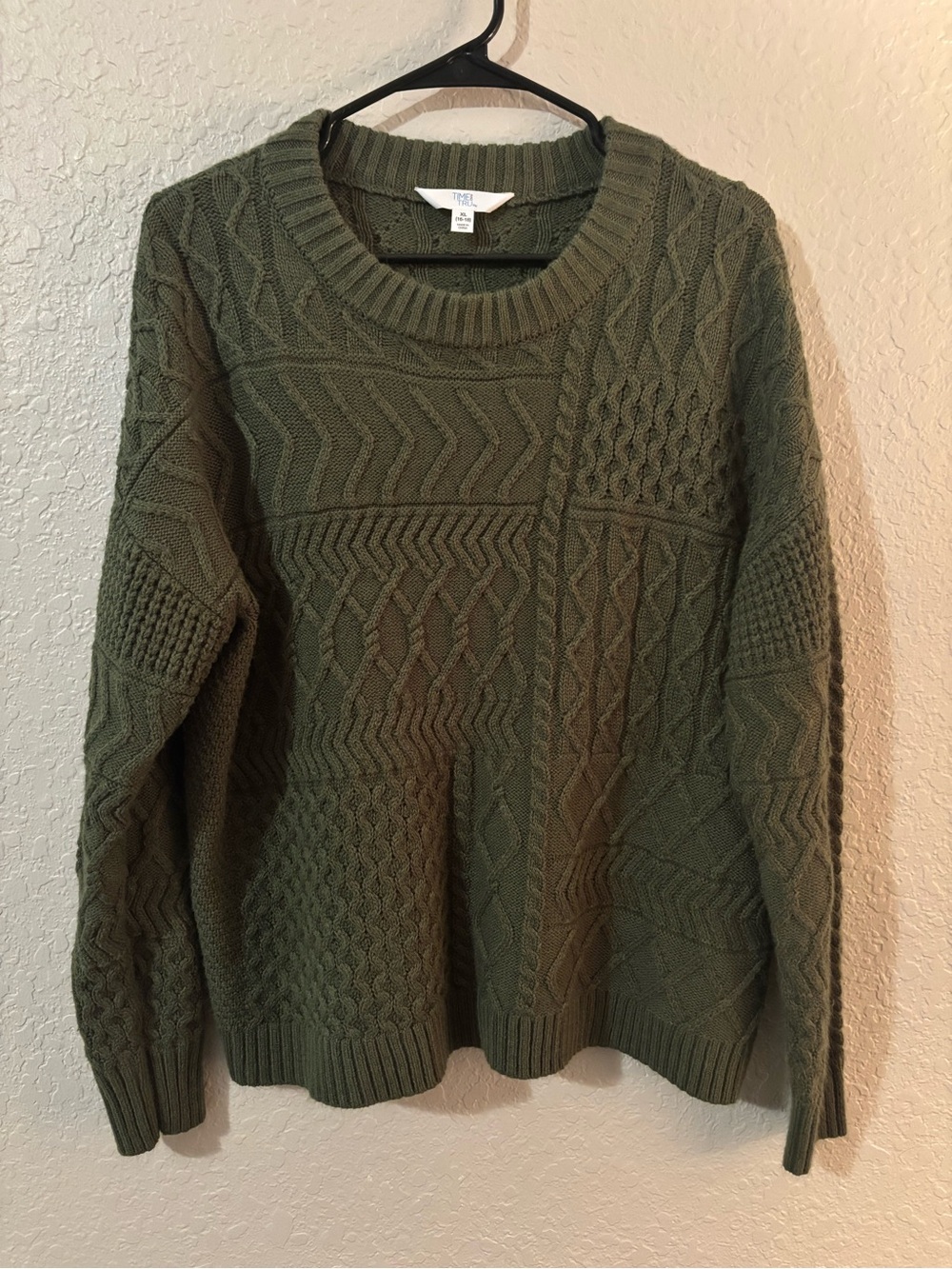 Time and Tru Olive Green Cable Stitch Crewneck Sweater